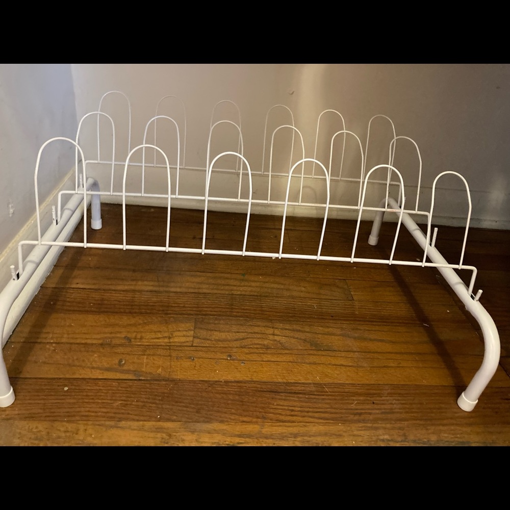 Shoe rack